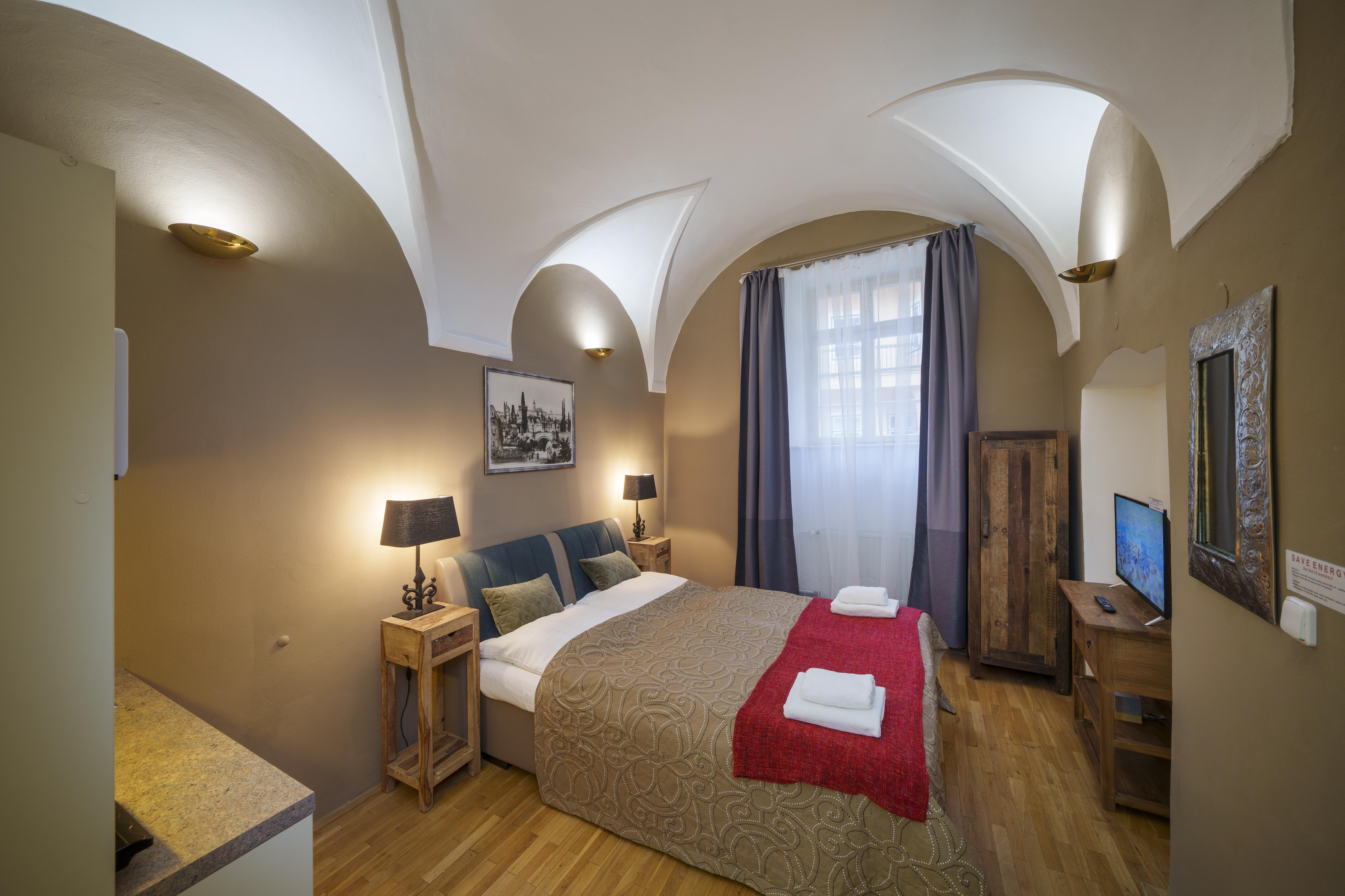 Old Town - Aparthotel Michalska Прага Экстерьер фото
