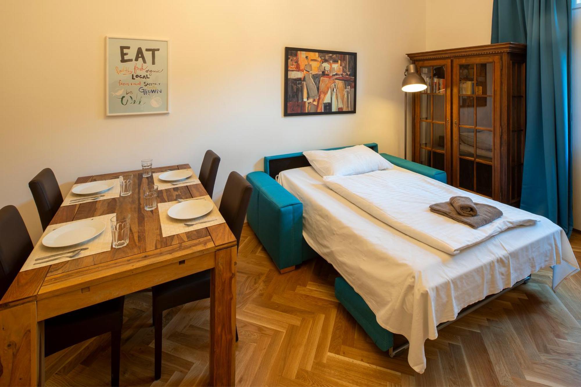 Old Town - Aparthotel Michalska Прага Экстерьер фото