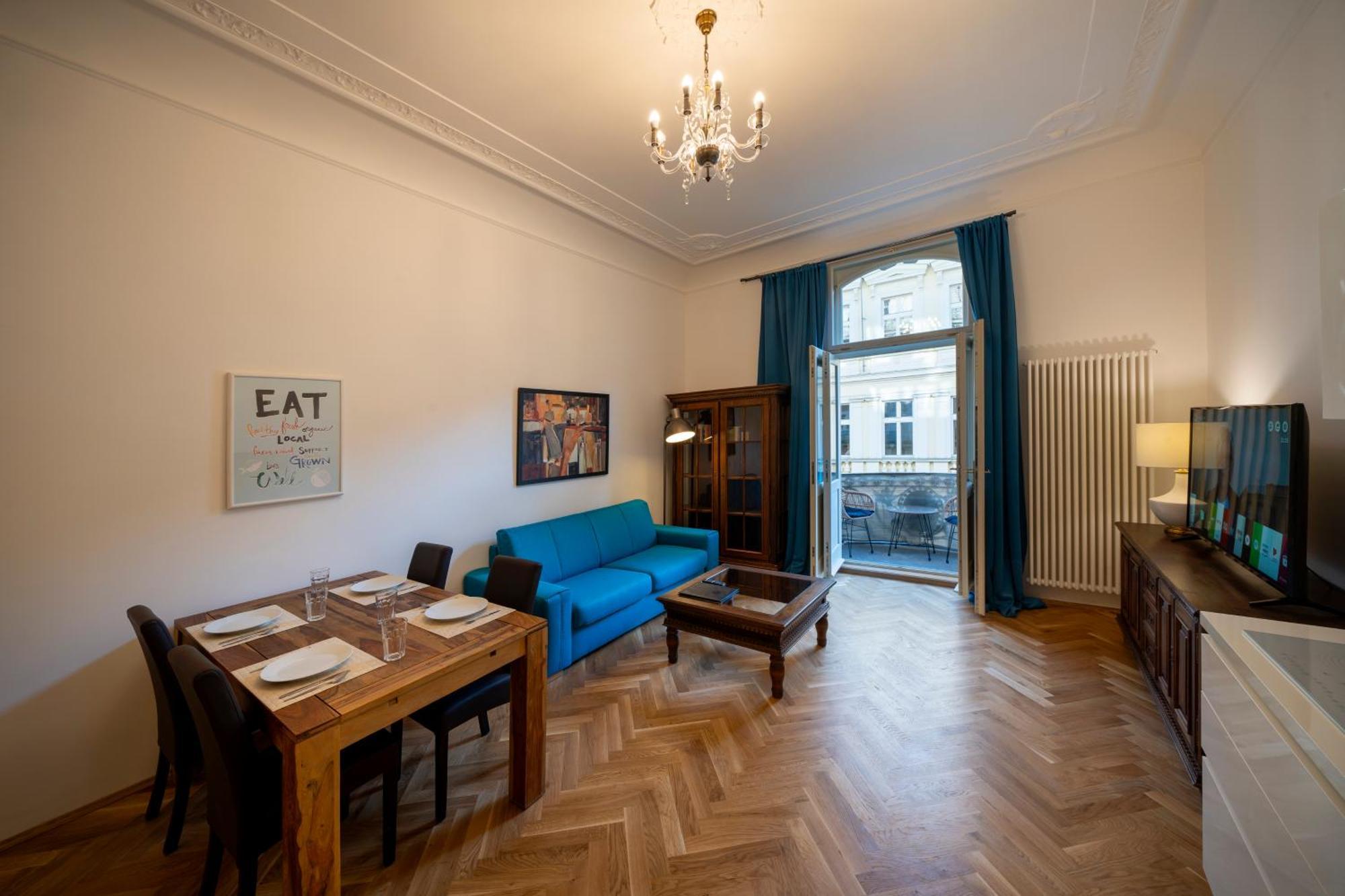 Old Town - Aparthotel Michalska Прага Экстерьер фото